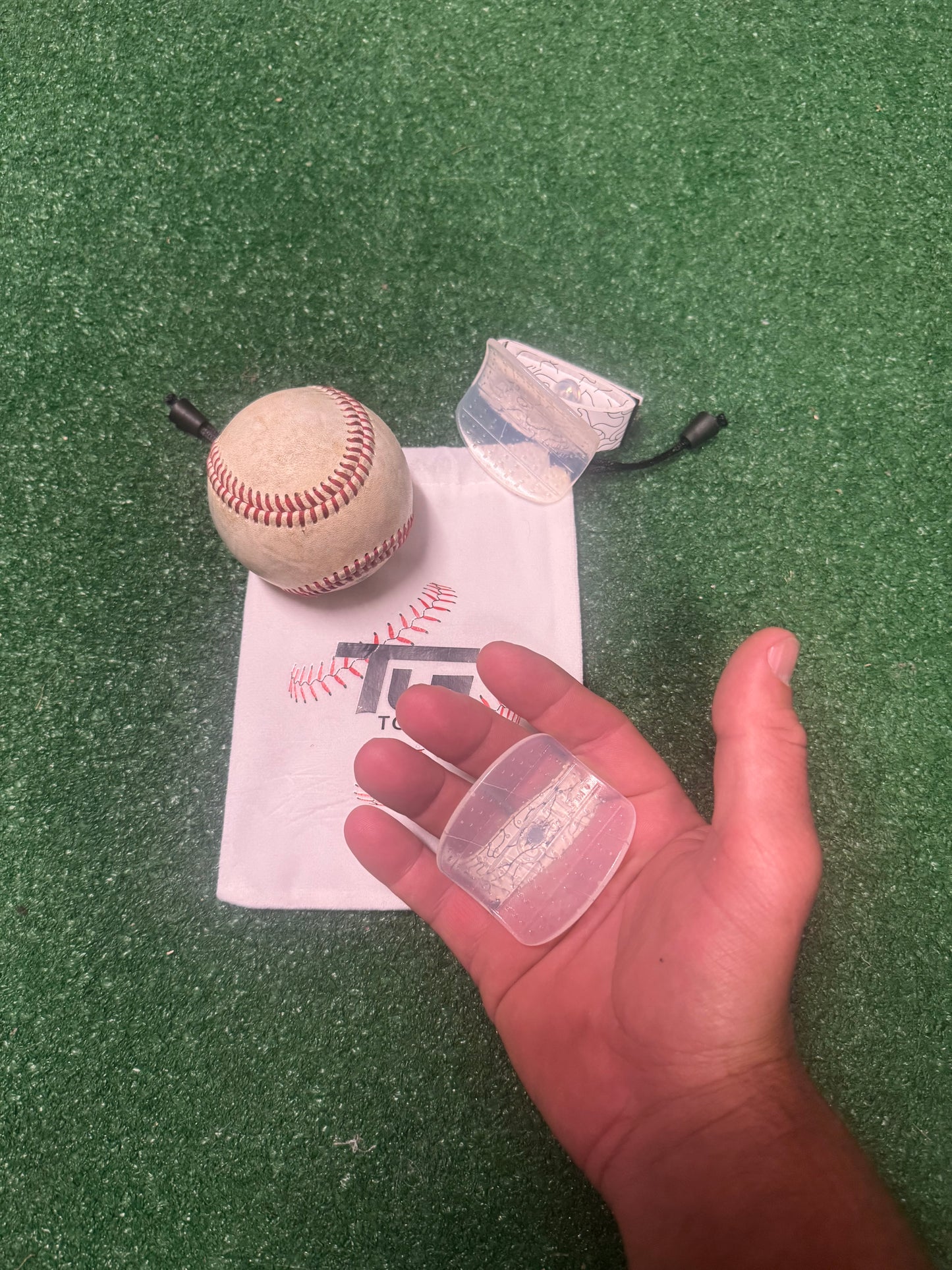 T-Grip™ “2 pack” Baseball Puts the bat in the proper position for batters of all ages and abilities.