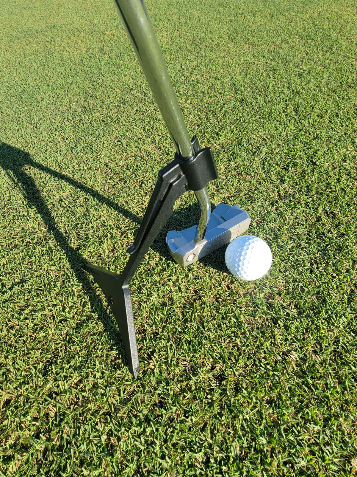 Product photo of T-Caddy a stand for golf club